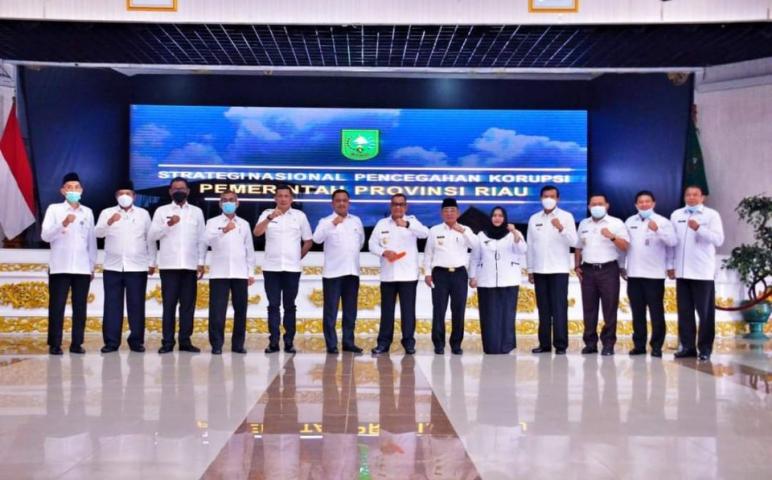 KPK RI Gelar Rakor, Bupati Kampar Hadir Bersama Gubernur dan Bupati/Walikota se-Provinsi Riau