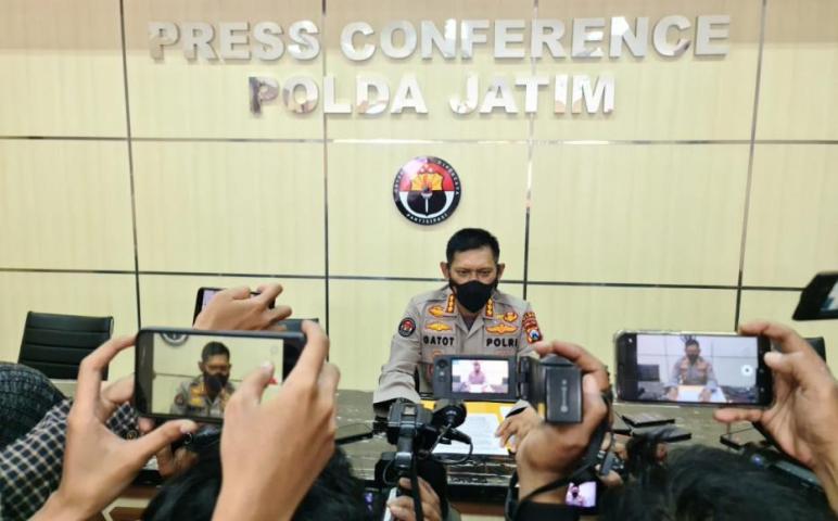 Hukum