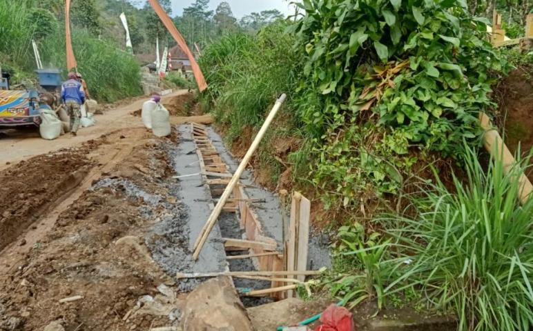 Pengerjaan Drainase Mudah Mencapai 85 Persen