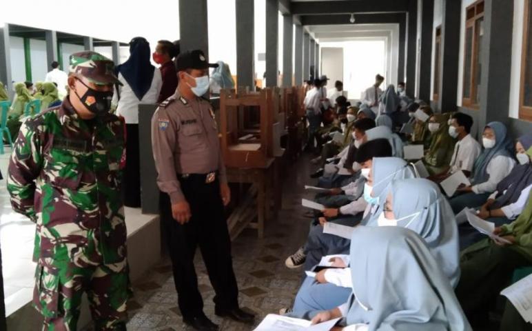 Kodim 0818 Terus Sukseskan Gerakan Vaksinasi 