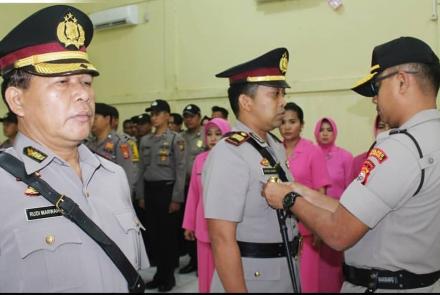 Hukum
