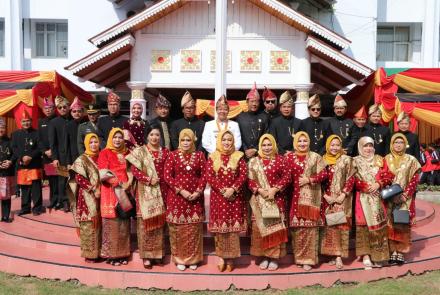 Hukum