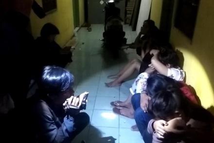 Hukum
