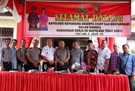 Hukum