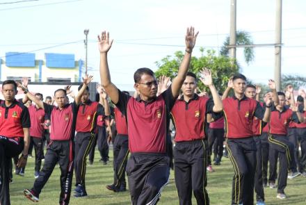 Hukum