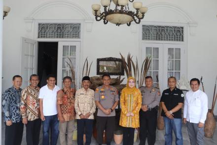 Nasional