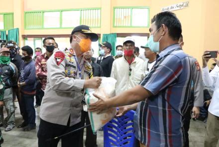 Hukum