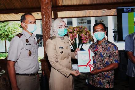 Nasional