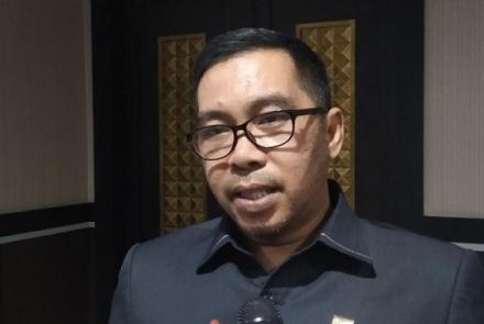 DPRD Pekanbaru Desak DLHK Angkut Sampah Swakelola