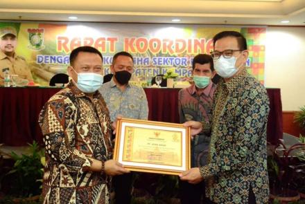 Bupati Kabupaten Kampar Gelar Rakor Dengan Pelaku Usaha Perkebunan