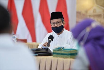 Plh Sekda Riau Dorong Pelaku Usaha Kuliner Perbanyak Keluarkan Produk Berlabel Halal