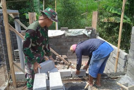 Kerjasama dan Gotong Royong di Tunjukkan Pada TMMD 112
