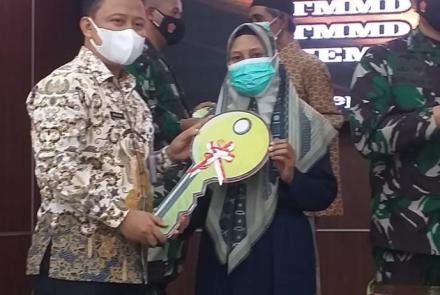 Sekda Depok Minta Warga Rawat Hasil TMMD Ke-112
