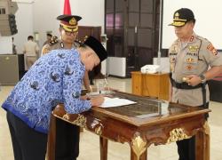 Hukum